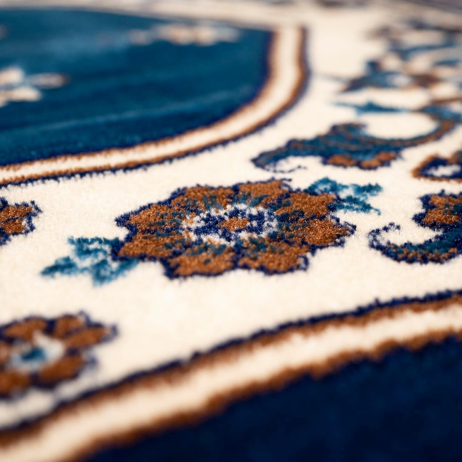 Intricate floral pattern on Modefa large muslim prayer rugs