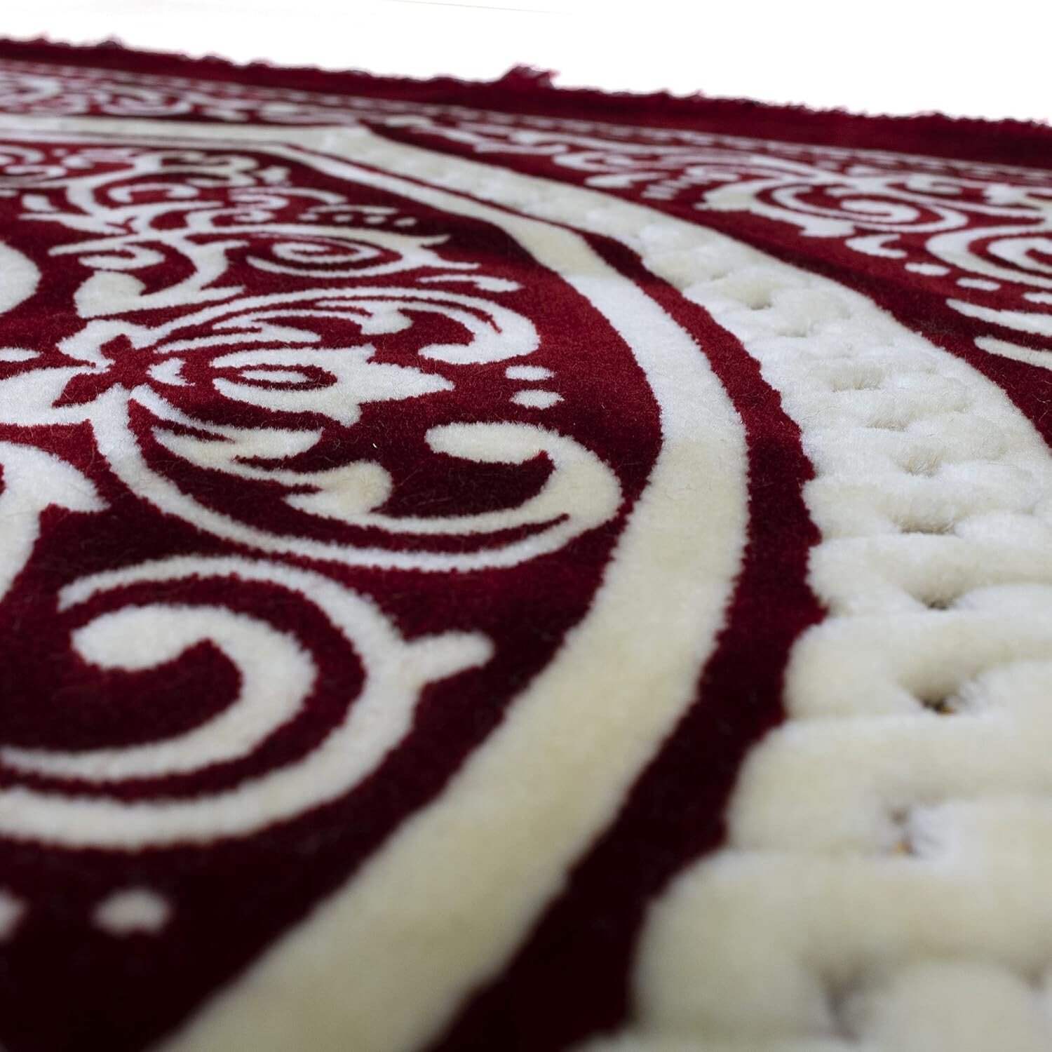Modefa Turkish Prayer Rug plush texture